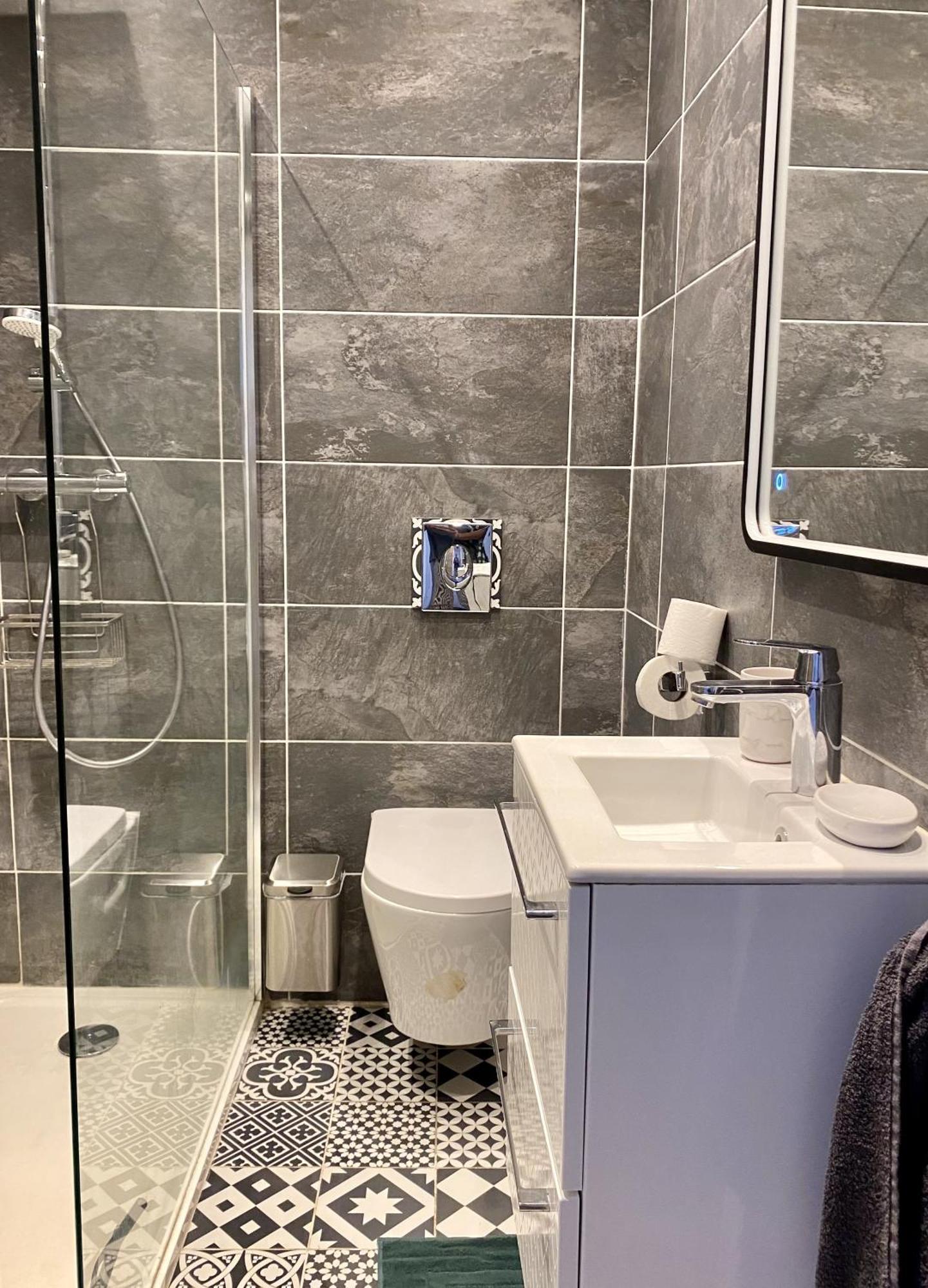 La Vaca T3 Standing Climatisation Wifi Netflix Coeur Historique Apartamento Béziers Exterior foto