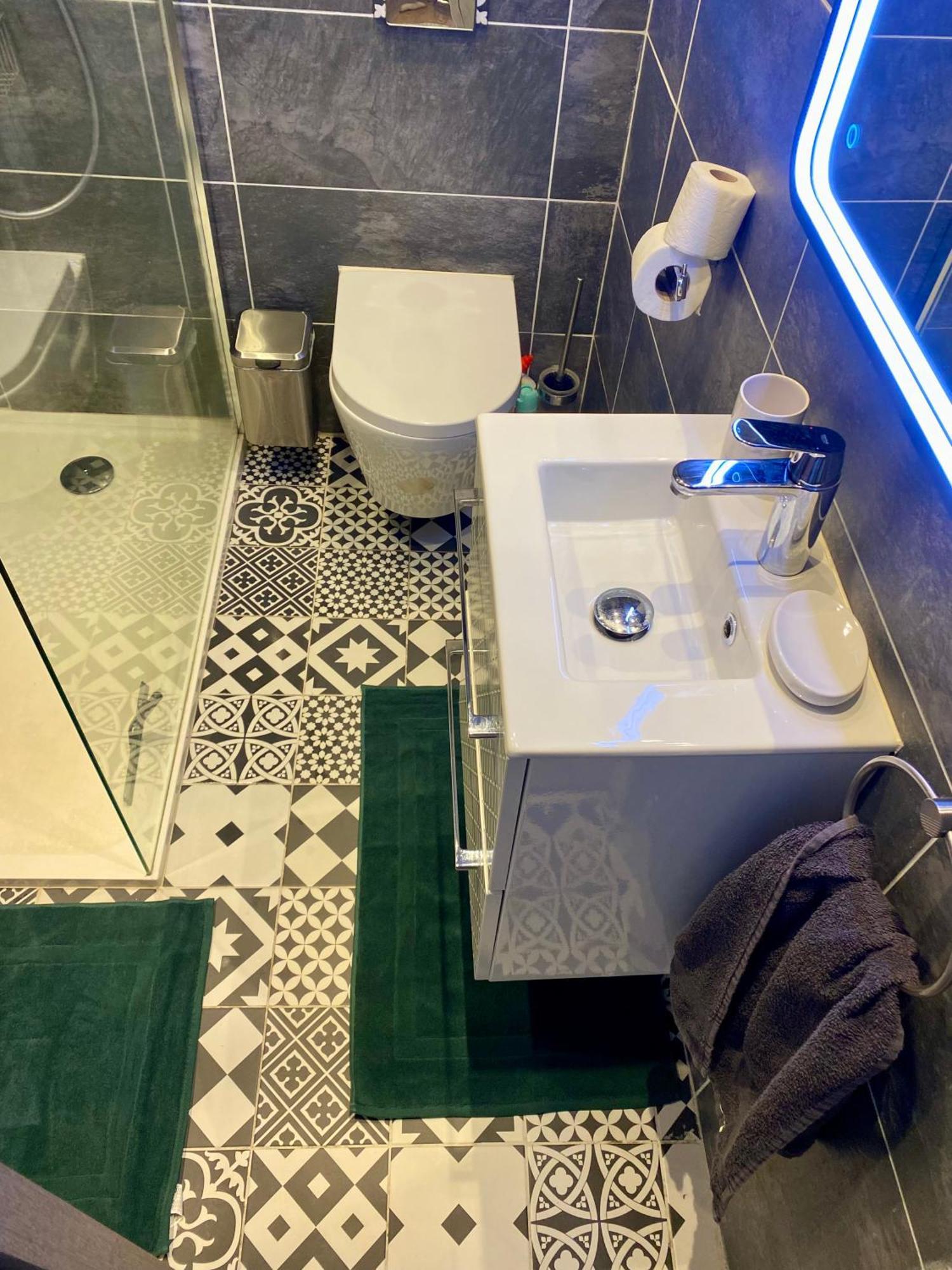 La Vaca T3 Standing Climatisation Wifi Netflix Coeur Historique Apartamento Béziers Exterior foto